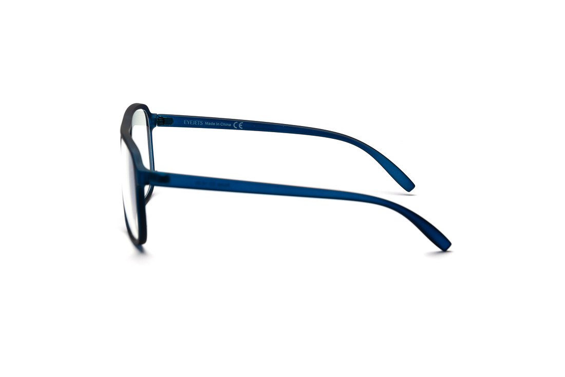 Professional White Background Eyeglasses Display