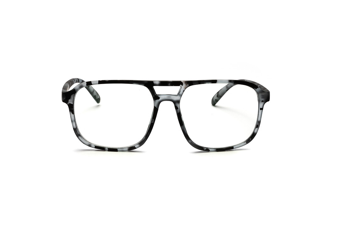Professional White Background Eyeglasses Display