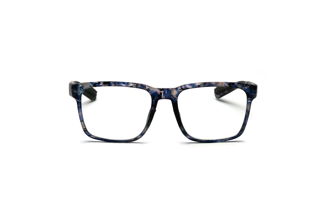 Professional white background eyewear image demonstrating cohesive product gallery style