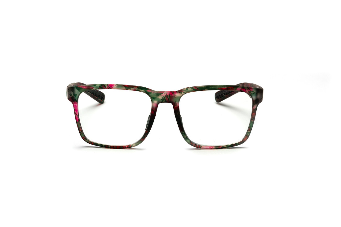 Professional white background eyewear image demonstrating cohesive product gallery style