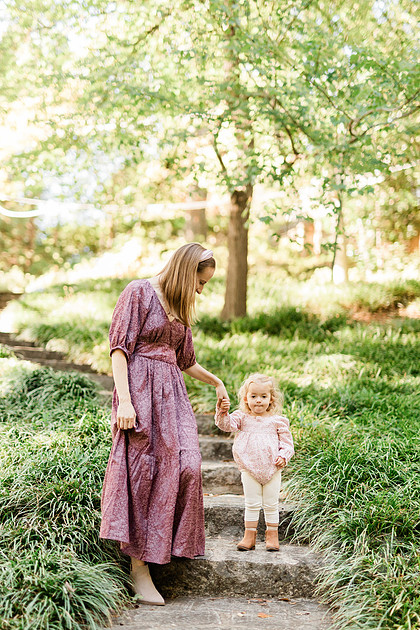 Outdoor spring family mini session capturing authentic smiles and connection