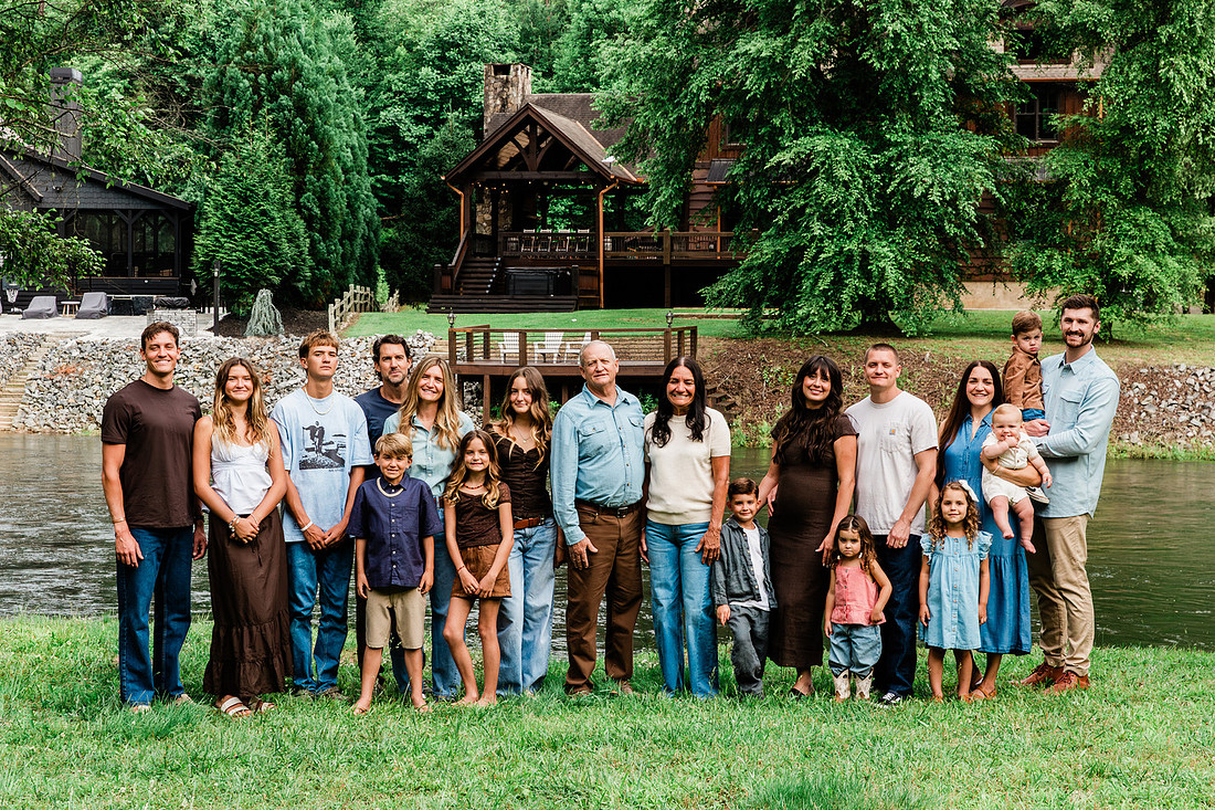 extended family portraits