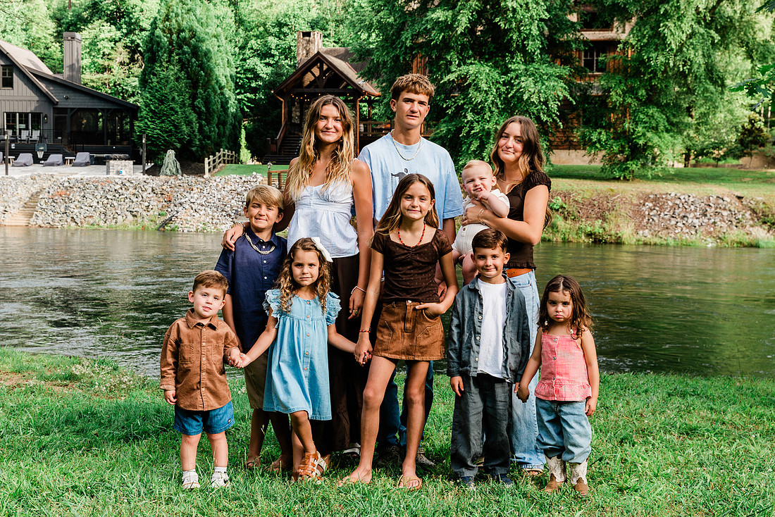 extended family portraits