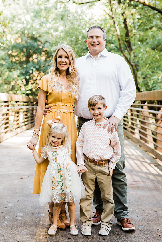 Fall Family Mini Session at Tanyard Creek Park with Photographer Gossett Photography