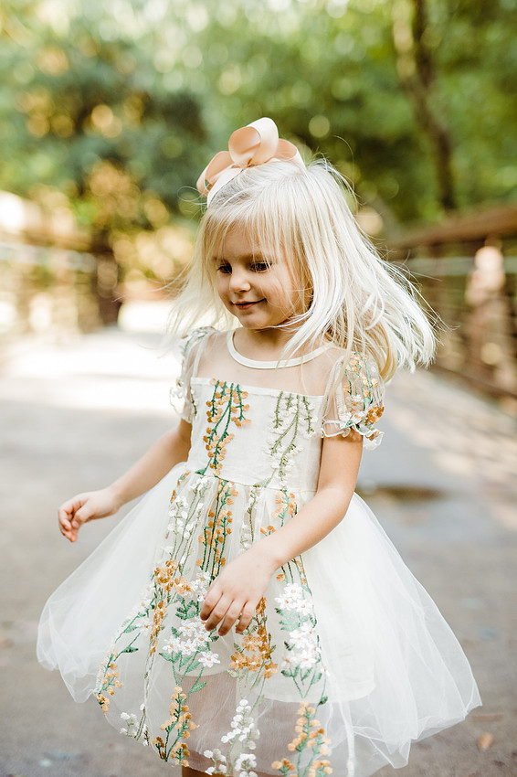 Fall Family Mini Session at Tanyard Creek Park with Photographer Gossett Photography